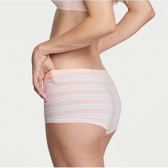 Victoria's Secret Seamless Boyshort Panty Purest Pink Stripe Medium NEW - Picture 3 of 6
